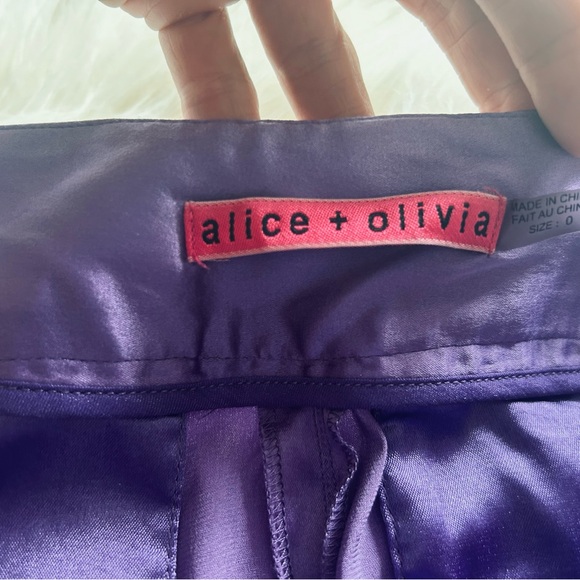 🦋alice + olivia Size XS, Purple, Silk, Butterfly Shorts🦋 - Picture 2 of 6